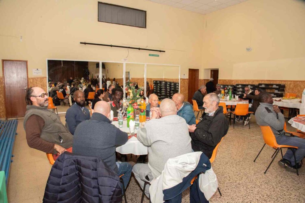 Almoço de Natal Solidário na Câmara Municipal de Loures realizado em 16 Dezembro 2023 e Dezembro de 2024