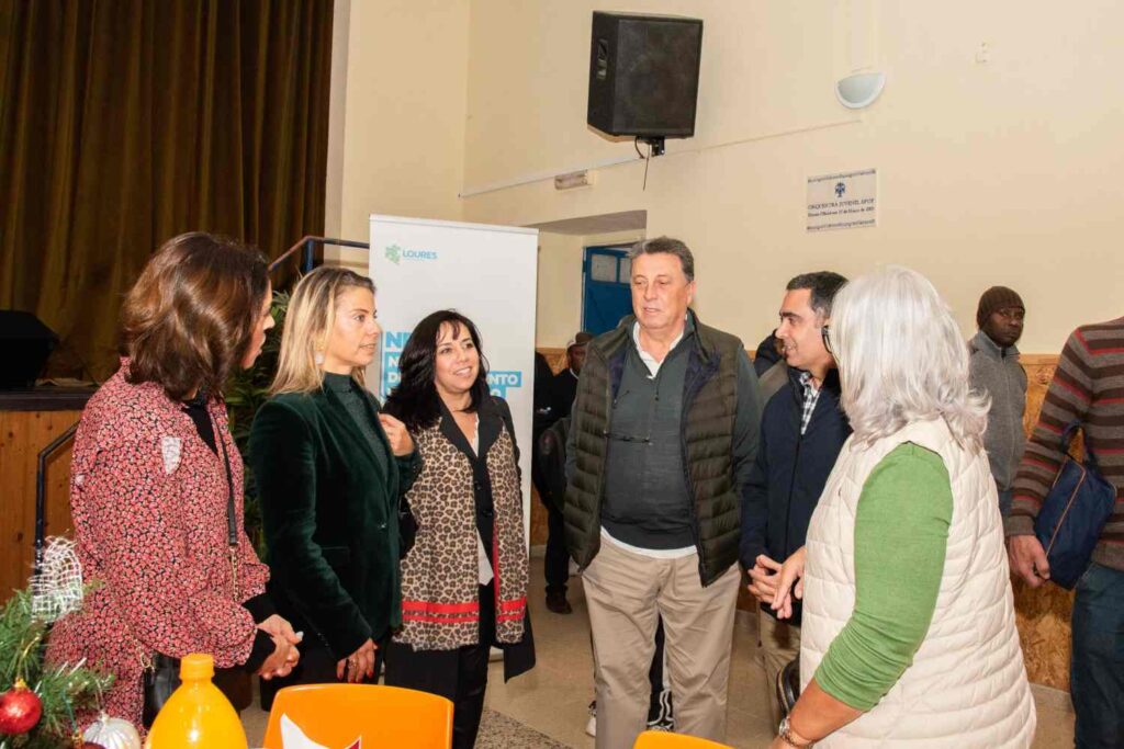 Almoço de Natal Solidário na Câmara Municipal de Loures realizado em 16 Dezembro 2023 e Dezembro de 2024